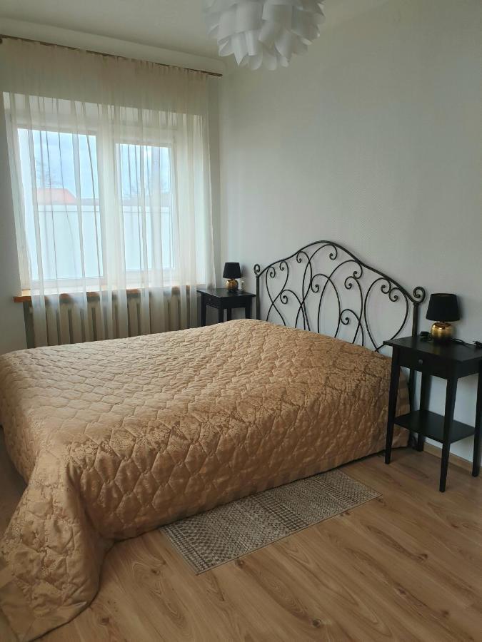 Cozy One Bedroom Apartment In Old Town Vilna Exterior foto