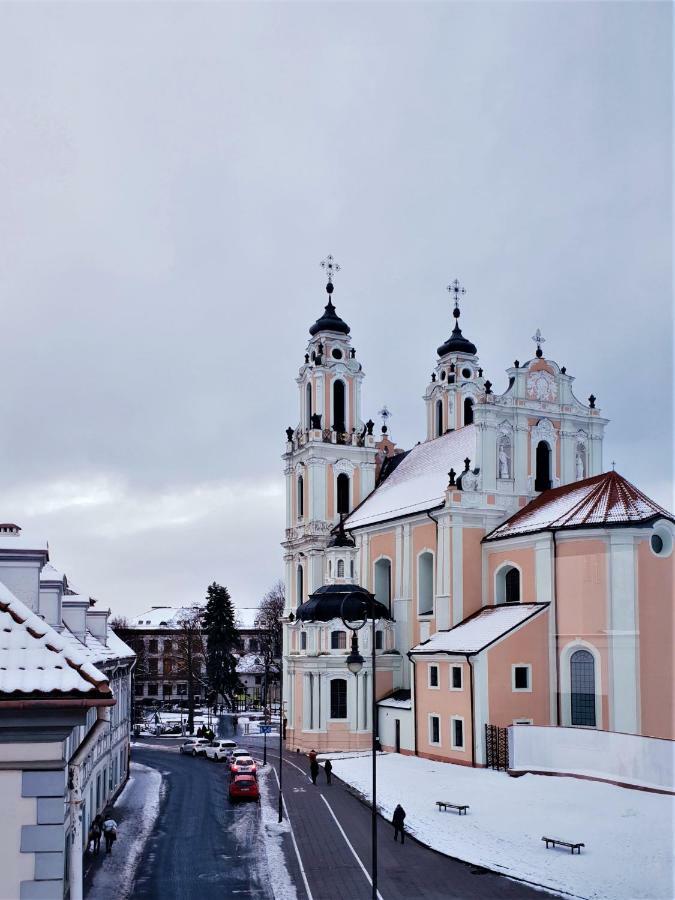 Cozy One Bedroom Apartment In Old Town Vilna Exterior foto
