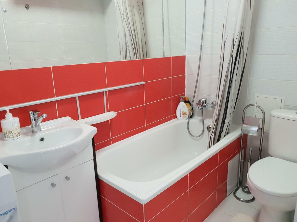 Cozy One Bedroom Apartment In Old Town Vilna Exterior foto